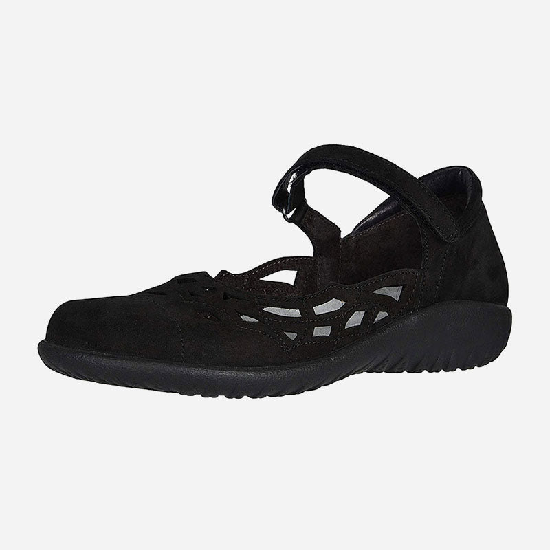 Agathis Black