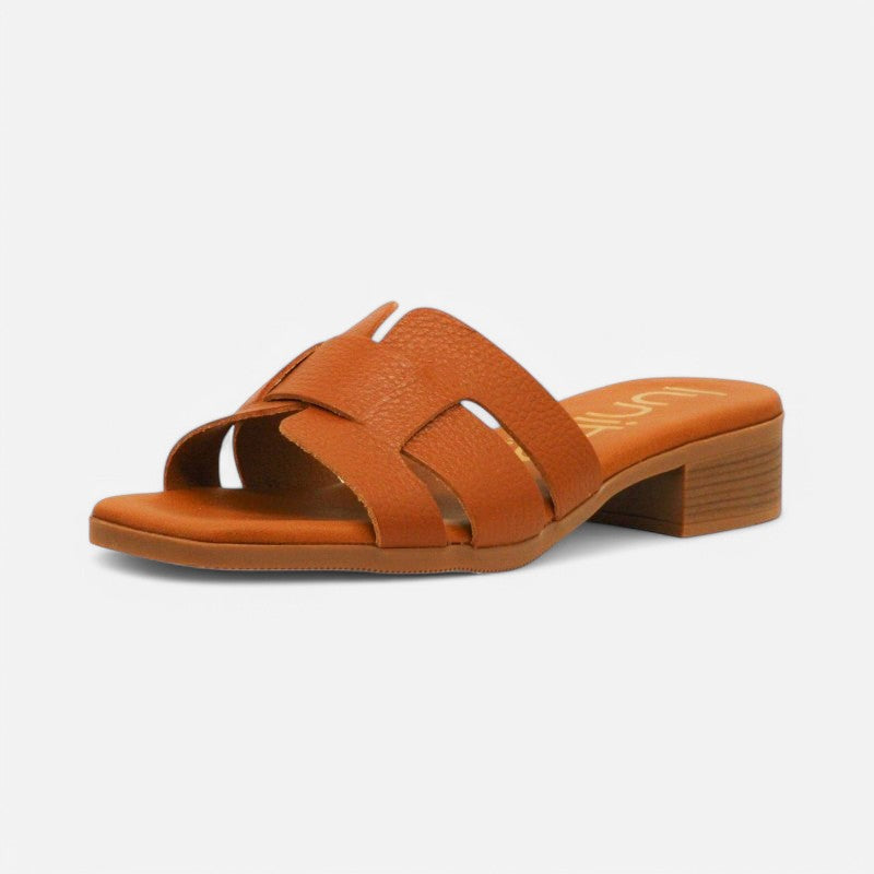 Women's Clara SP25 Tan