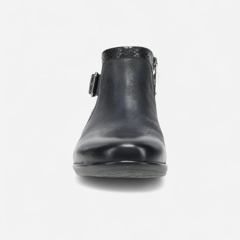 Carolyn Burnished Calf Black