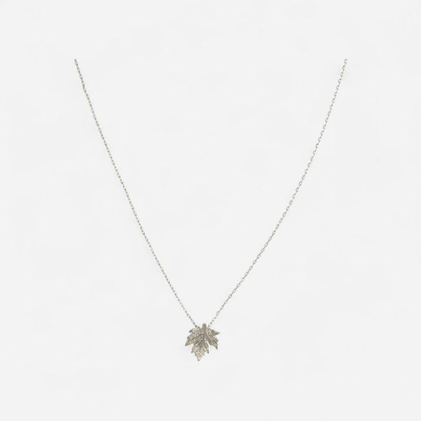 16 Maple Leaf Necklace Silver"